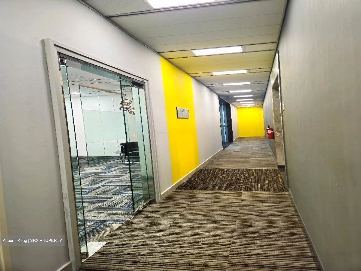 The Heeren (D9), Office #596518371